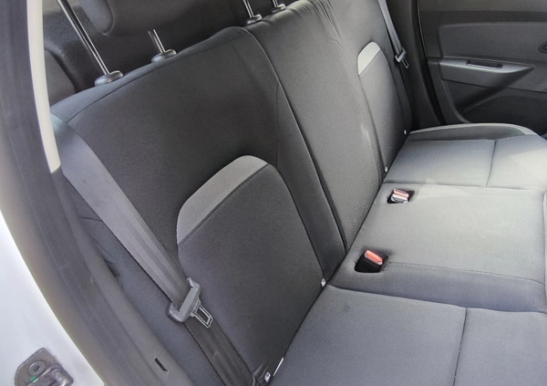 Dacia Duster cena 49500 przebieg: 68800, rok produkcji 2019 z Łaskarzew małe 379